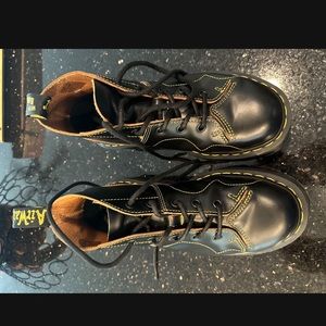 Dr. martens church quad size 8 W 7 M